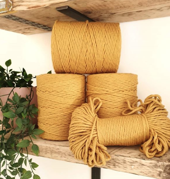 FREE 3-day macrame wreath challenge