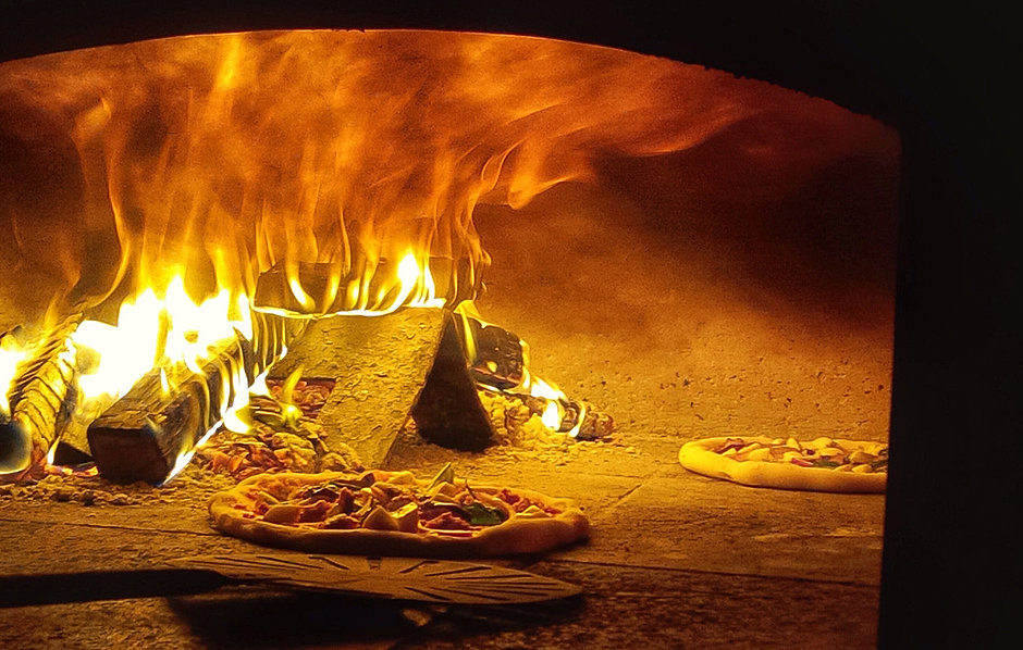 Woodfired Pizza Catering Ottawa