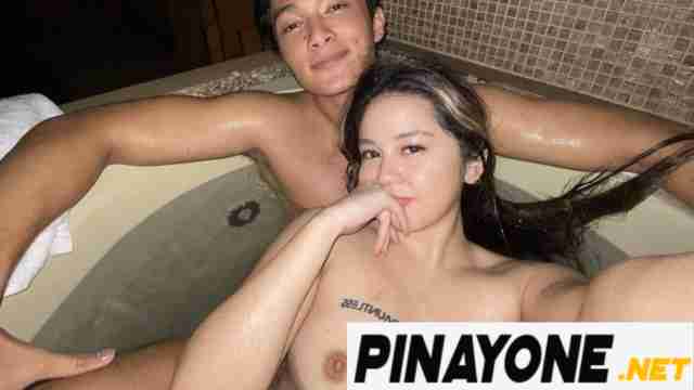 Isang selfie muna bago magkantotan