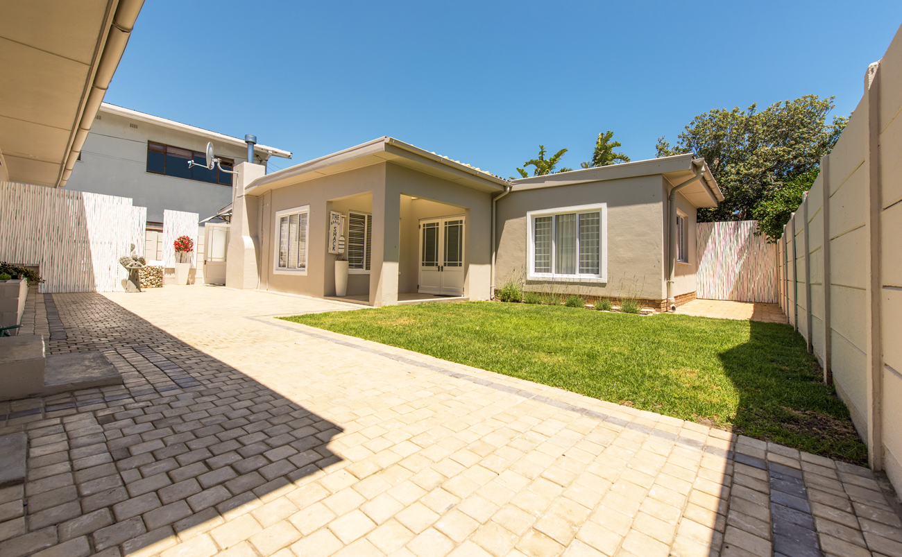 Lavender House melkbos holiday rental