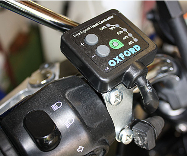 Heated Grips On A Bonneville T100
