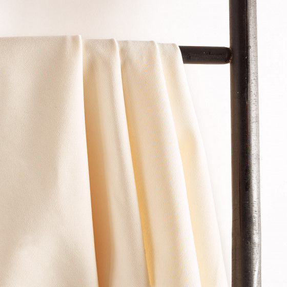 Gabardine Off White Atelier Brunette Stofflibelle