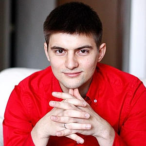 Никита Белоголовцев
