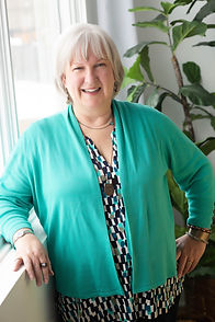 Karen-5T3B0316-4x6.jpg