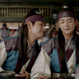 Hansung e Sooho cena de hwarang choi minho e kim taehyung