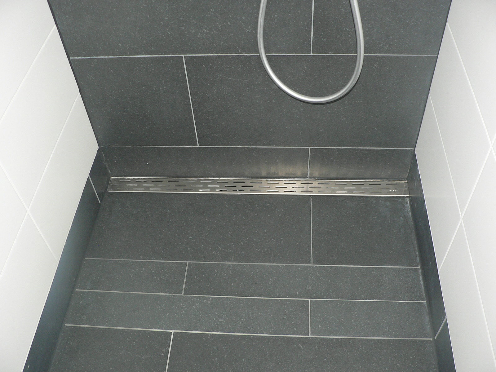 Badkamer renovatie Badkamer tegelen renoveren opknappen vloer Kleine Badkamer Indeling ~ Badkamer renovatie Badkamer tegelen renoveren opknappen vloer