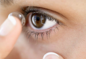 contact-lens-lens-application.jpg