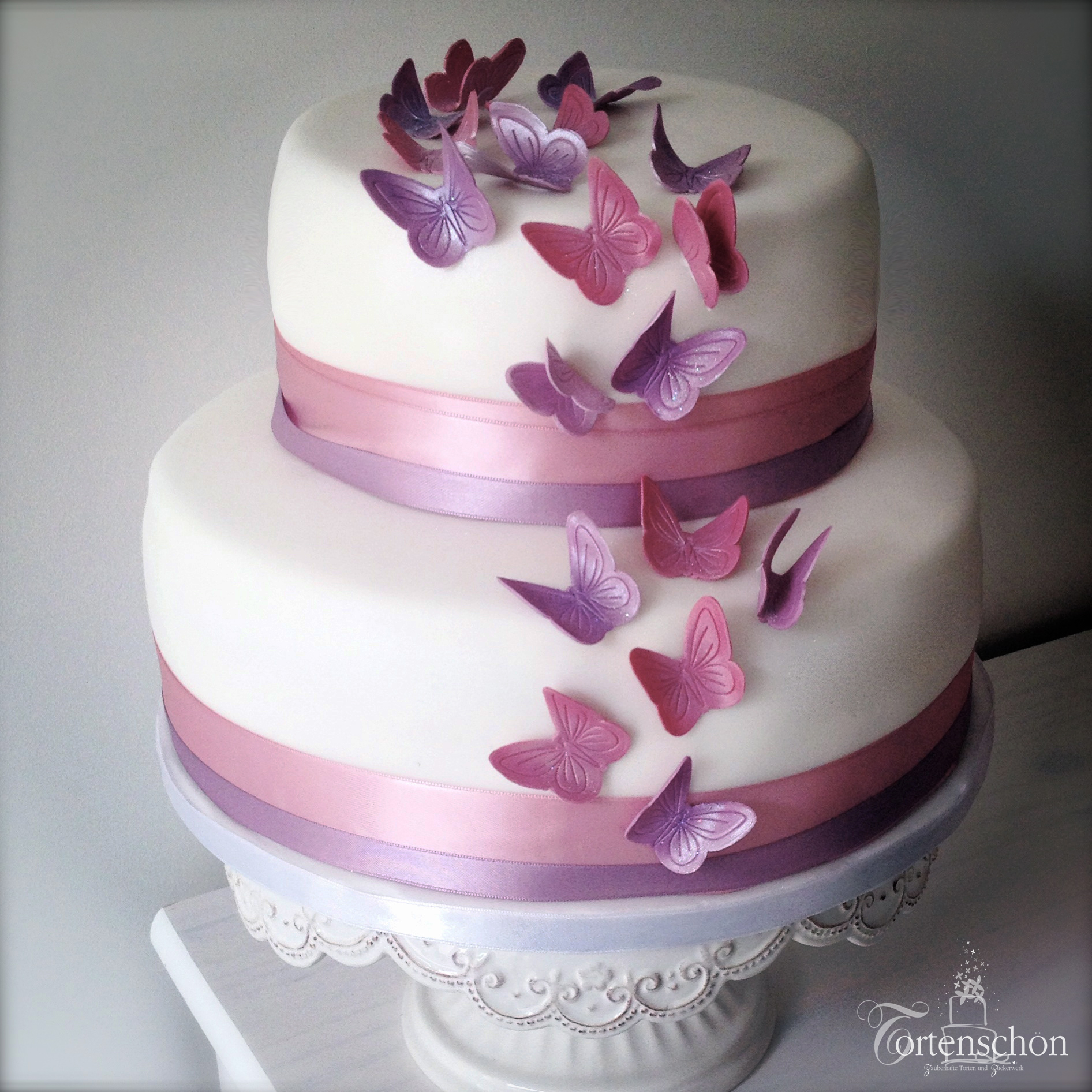 torte mit schmetterlingen