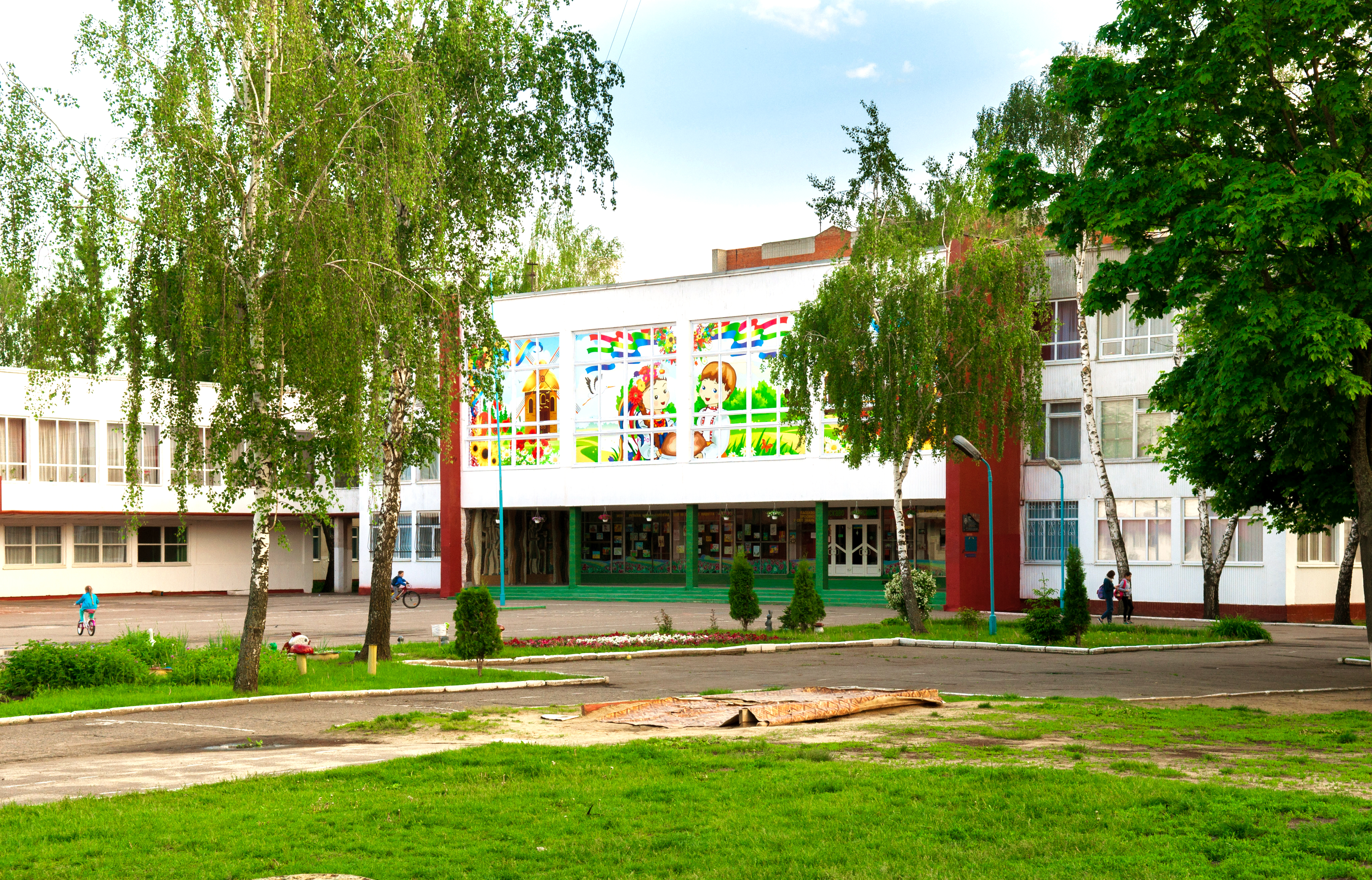 Country day school r country-day-school-r