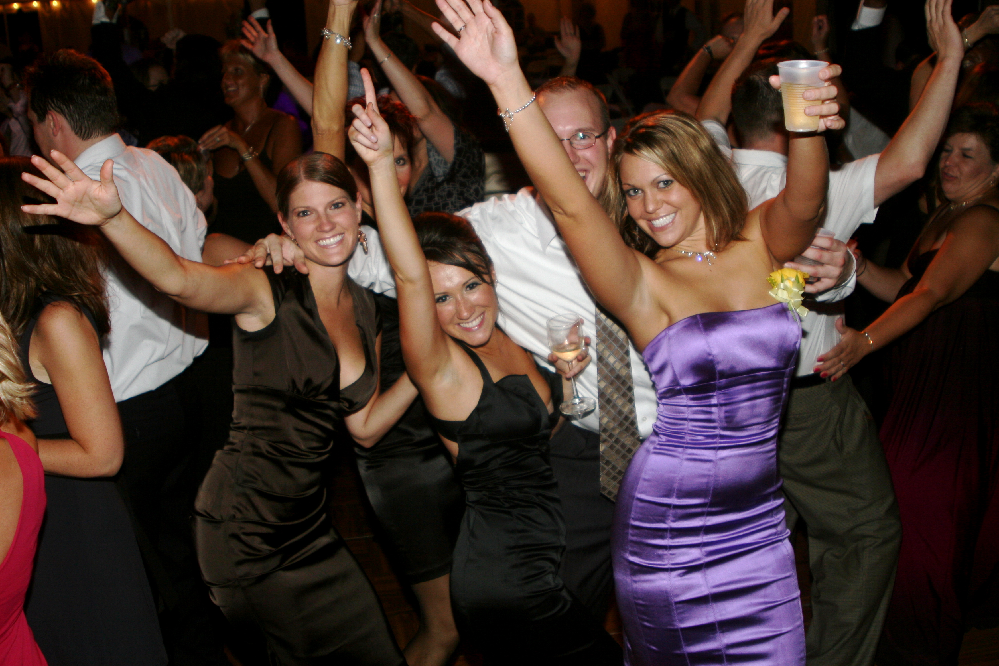 Perfect Wedding Reception Dance Music Adornment - Wedding Dress ... Perfect Wedding Reception Dance Music Adornment - Wedding Dress ...