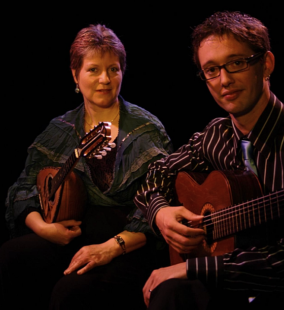 duo guitare mandoline Treize et Une Cordes Hélène Péret Mathieu Girard 