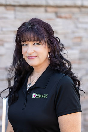 Lisa L headshot.jpg