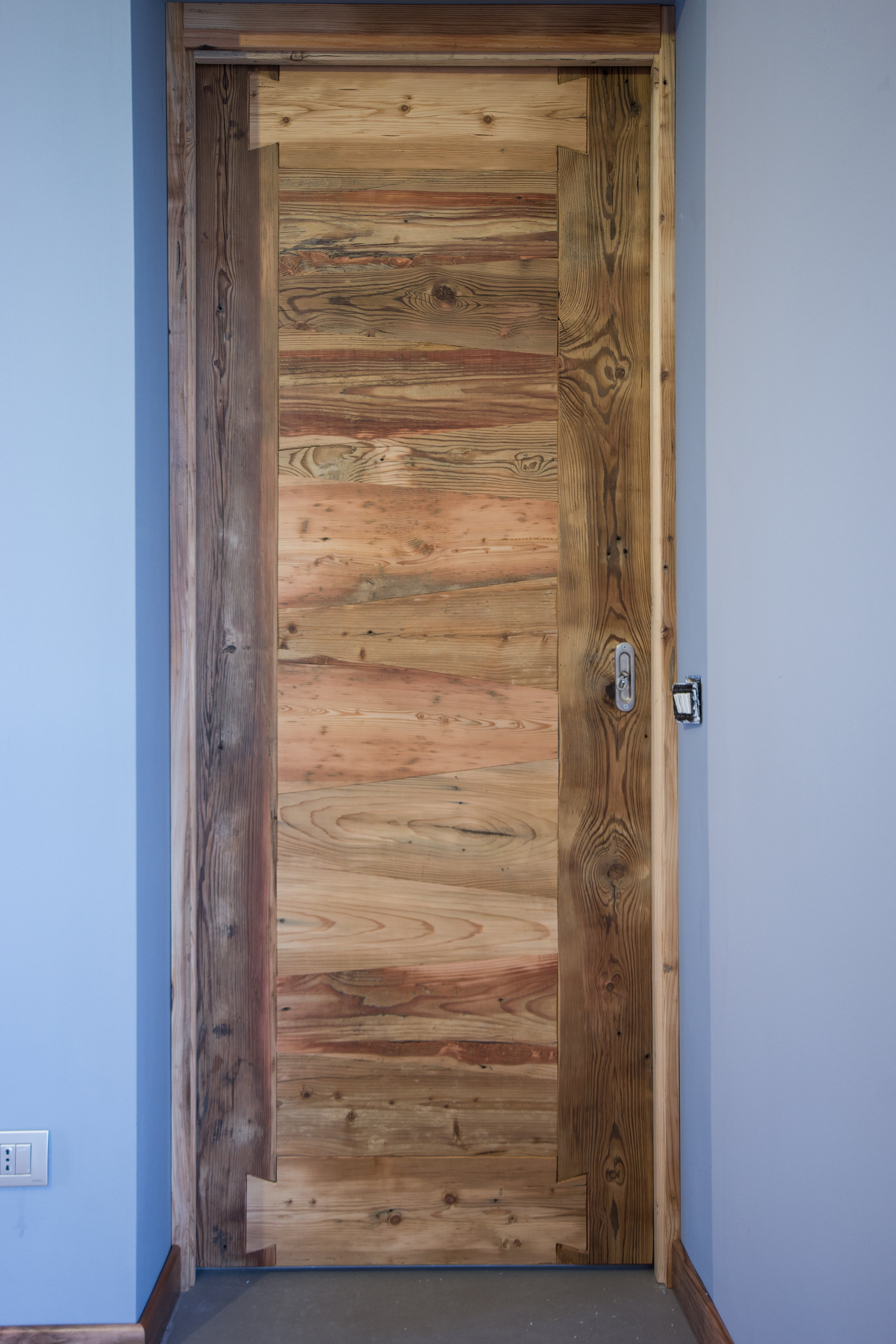 Porte in legno vecchio porte artigianali in legno antico