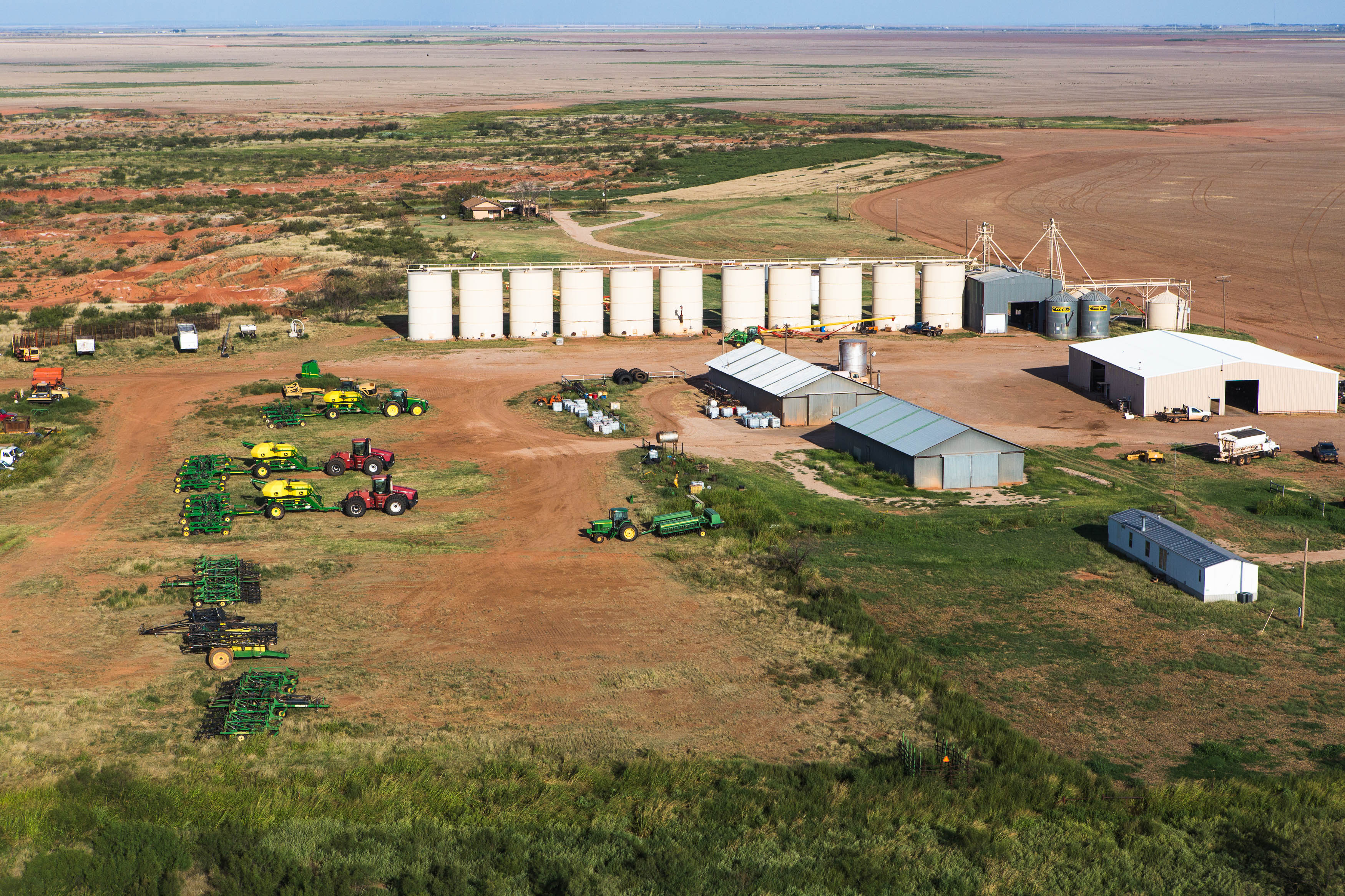 Biggest Ranch In The World - r7eho4a