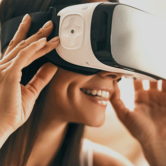 Virtual%2520Reality%2520Device_edited_ed