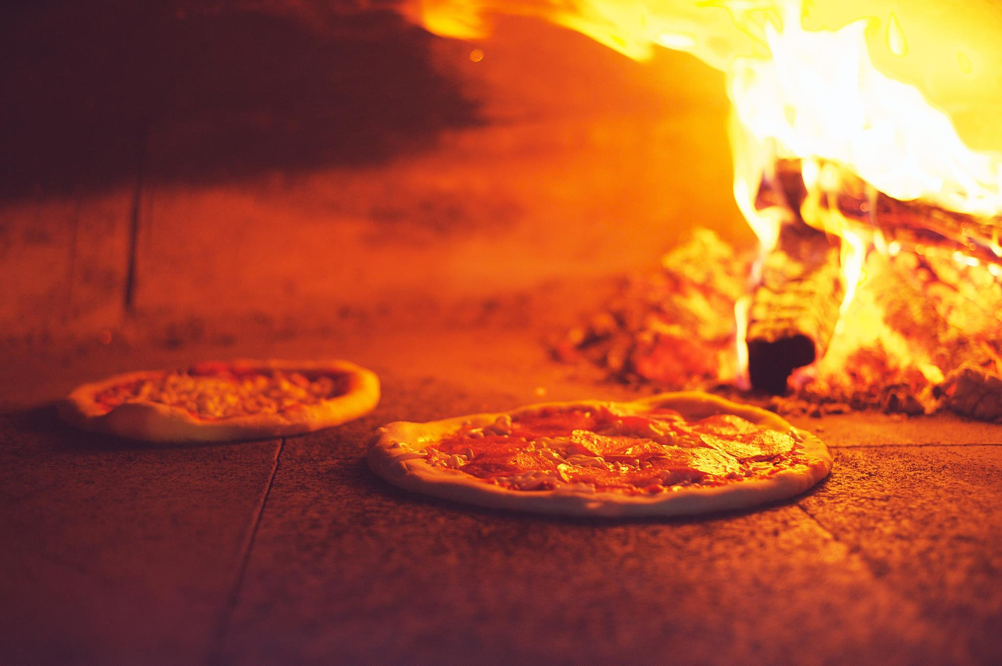 Pizza By Fire Maine Wood Fired Pizza Catering Pizzas in the wood