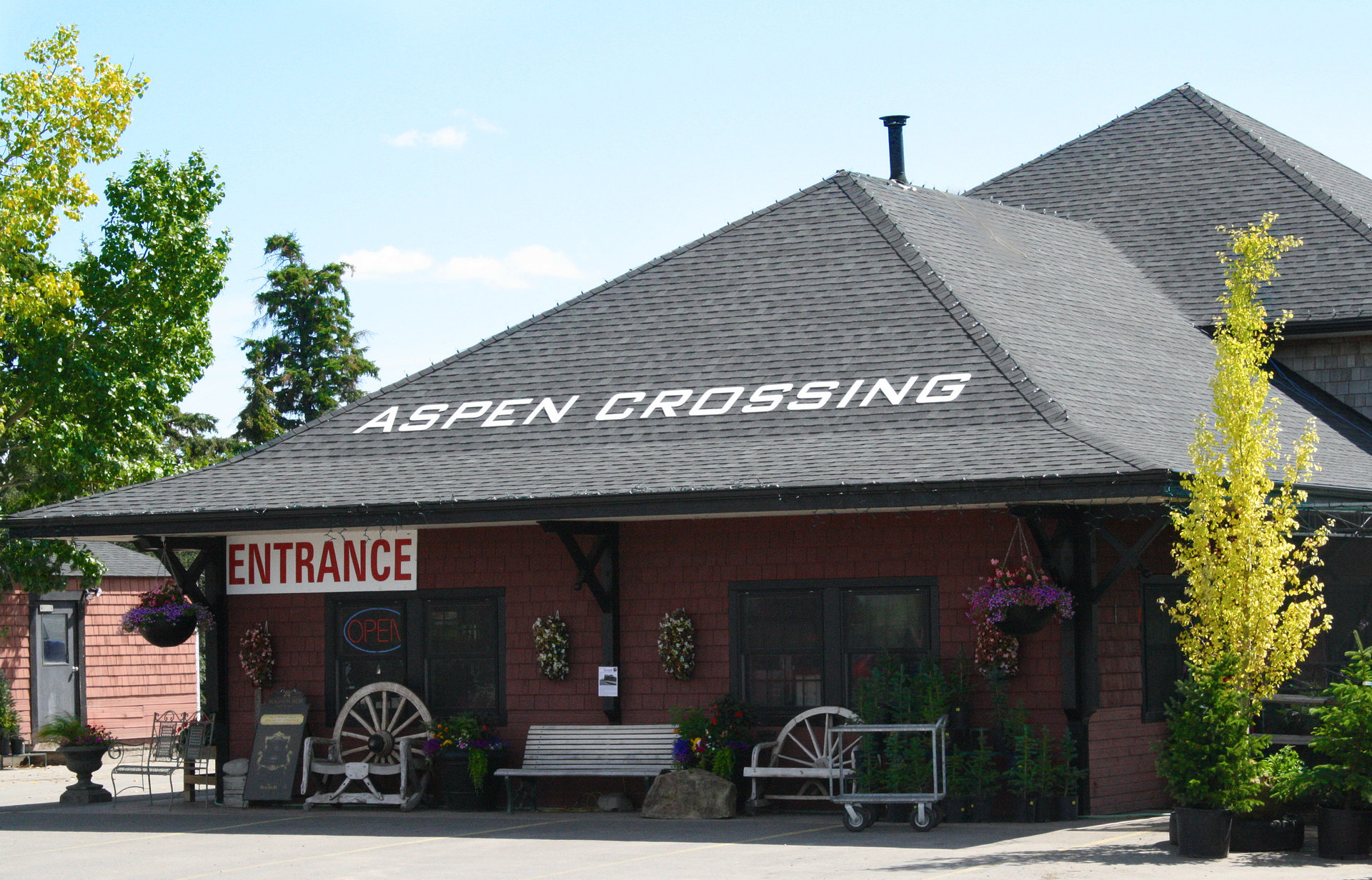 Aspen Crossing Train Excursion, Dining, Campground & Caboose Cabins