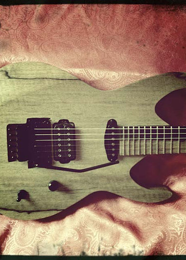 Sined Custom Handmade Guitars