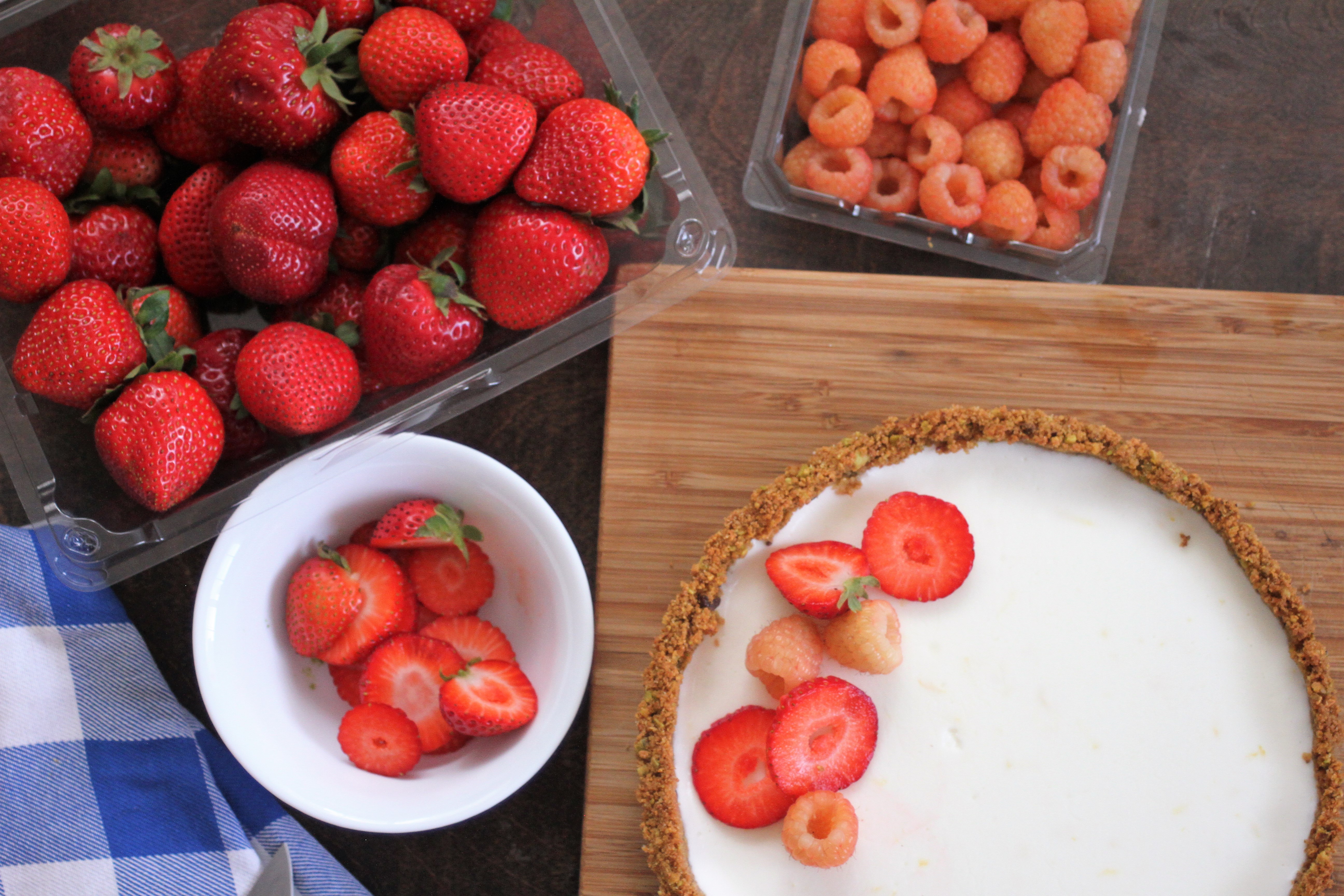 Greek Yogurt Tart with Pistachio Graham Crust Sweet Saura