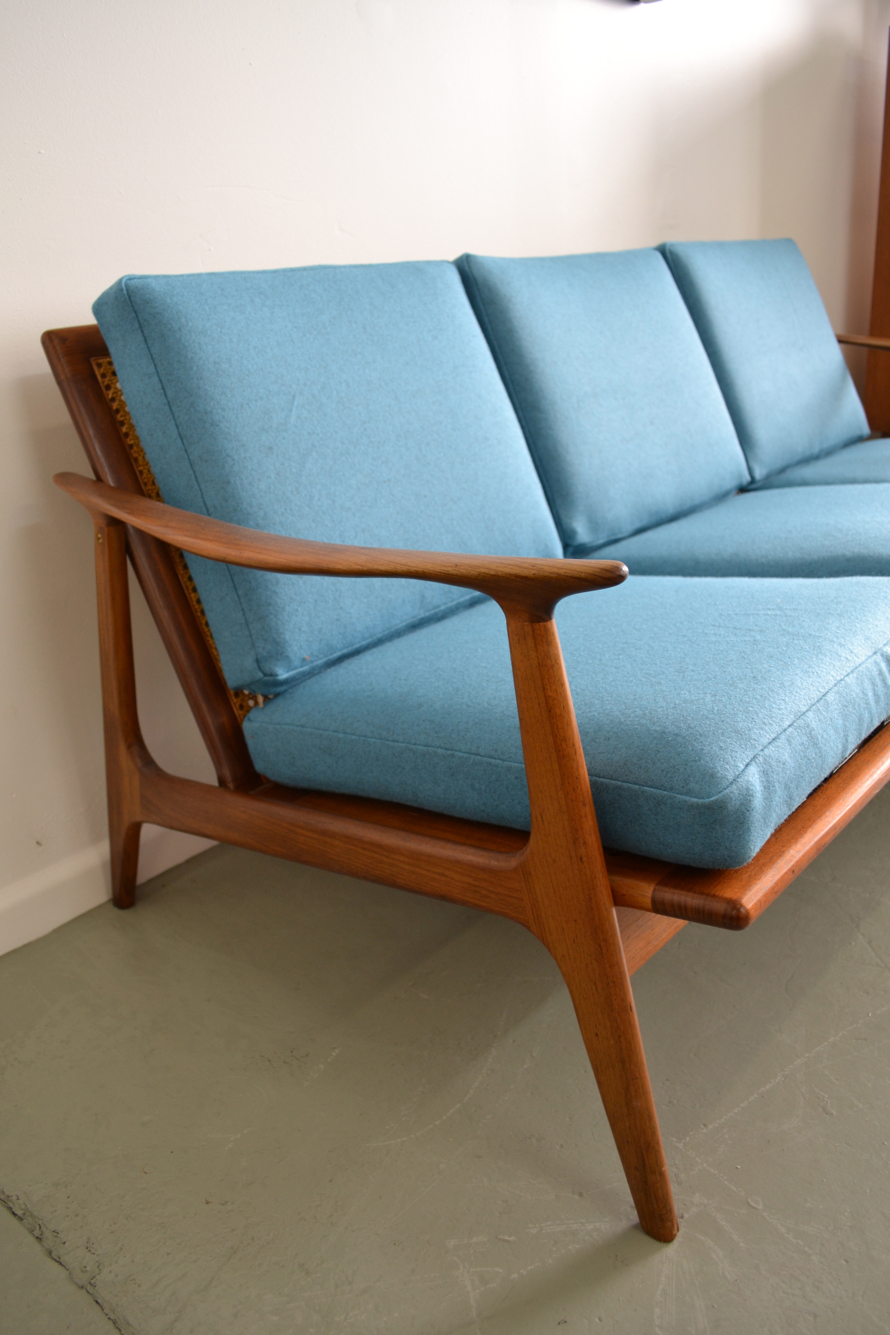 Mid Century Modern Retro And Vintage Furniture Sydney And | mid century modern retro parker furniture sydney Mid Century Modern Retro And Vintage Furniture Sydney And | mid century modern retro parker furniture sydney