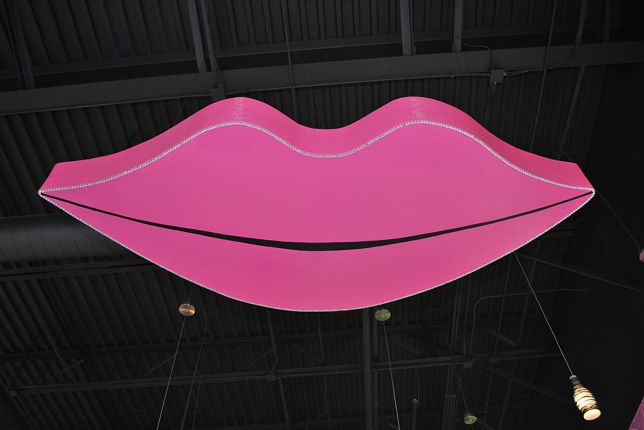 Hanging Lips