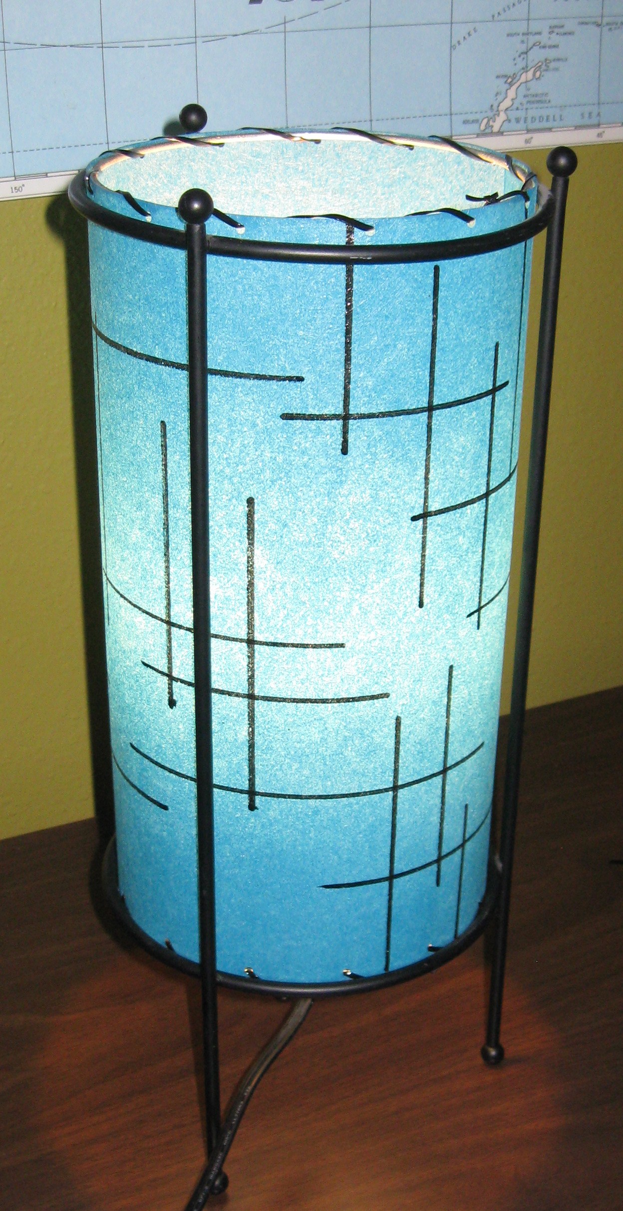 Retromod Design reproduction, fiberglass lamp shades, vintage