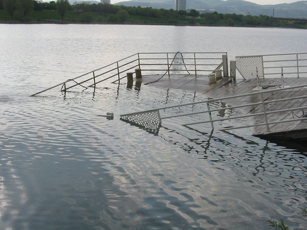 Ponton Unterwasser