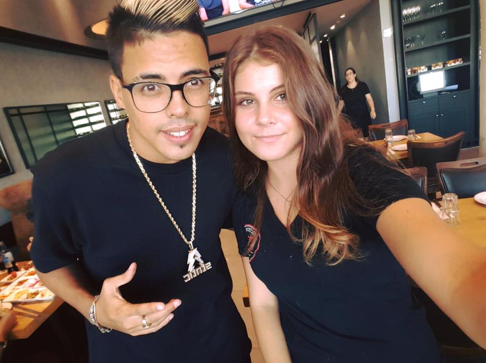 קוראים לי סטטי ...