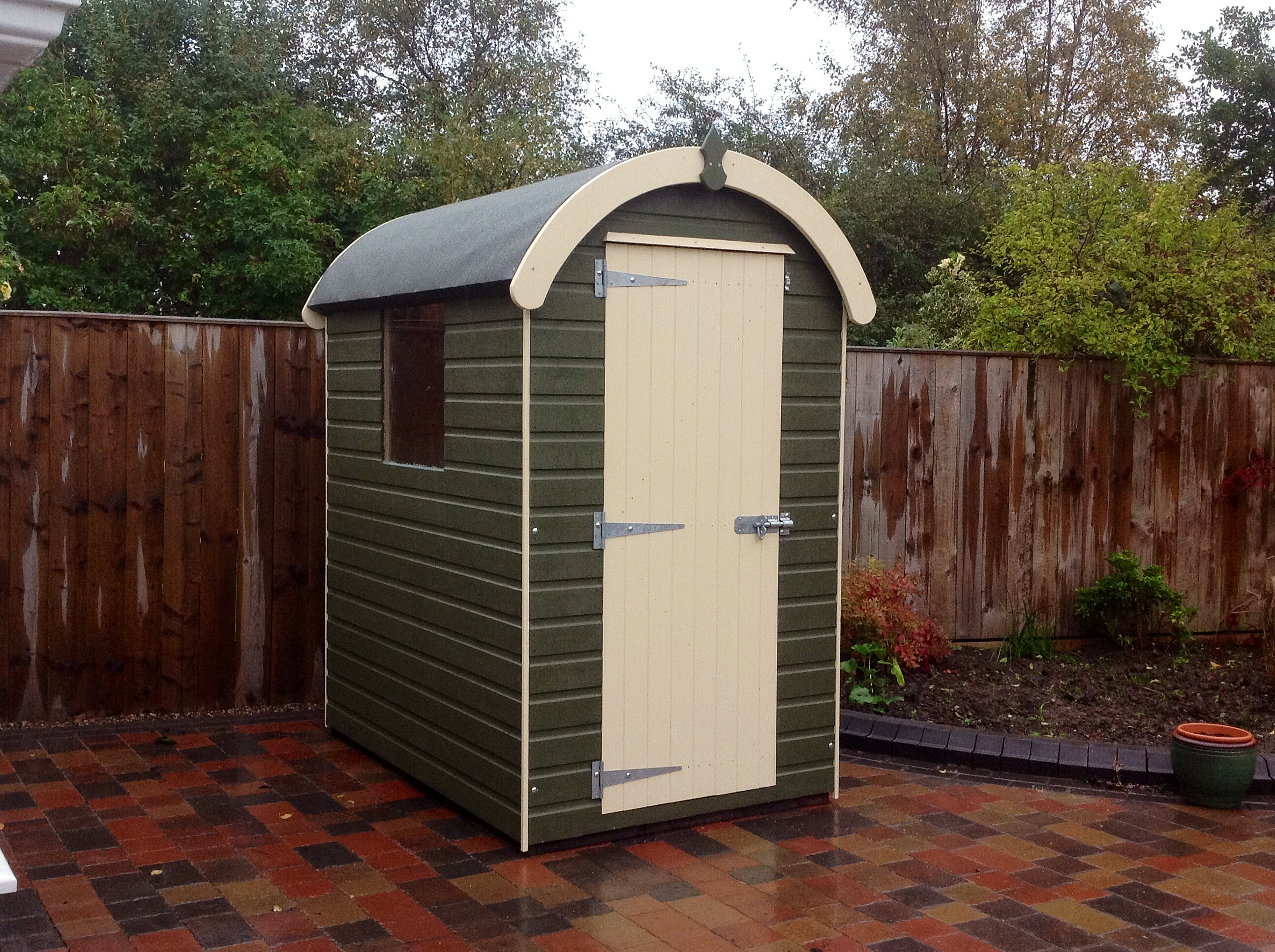  , summerhouses newcastle Upon Tyne | 6x4 'Embleton' Curved Roof Shed