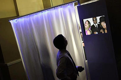 Photobooth Expert rents this booth for special occasions.