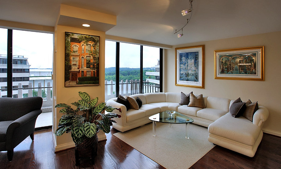 Winston Real Estate Real Estate Broker 1421 Watergate South