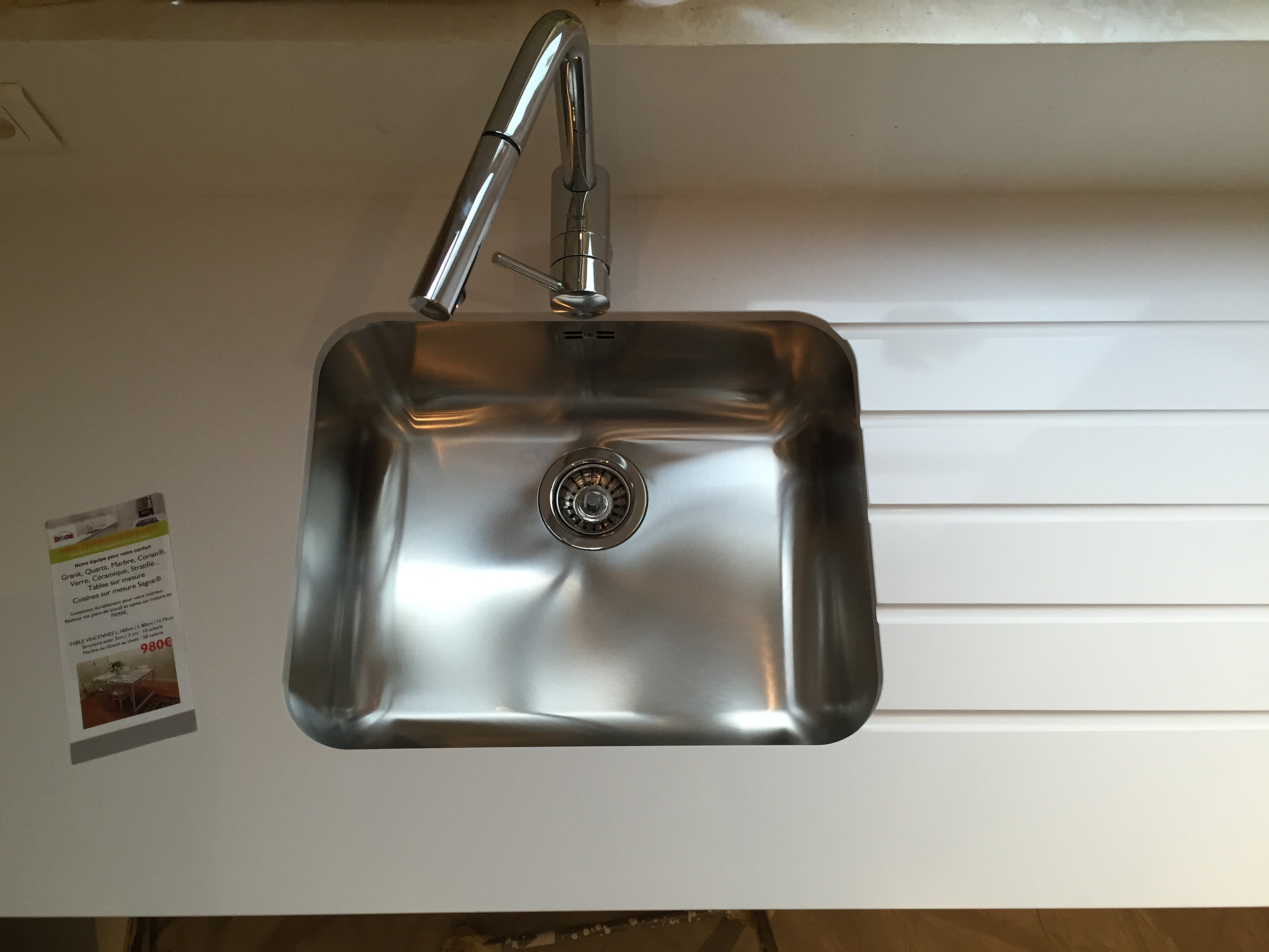 984ec5_617d77eb7b1344c28a82a4433f57b20a