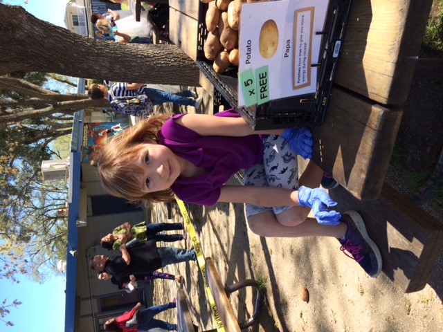 Eighth Annual Farm to Feast event raises money for programs like weekly Kids Farmer’s Market