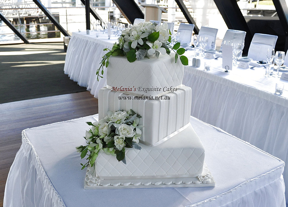 Bespoke wedding cakes sydney
