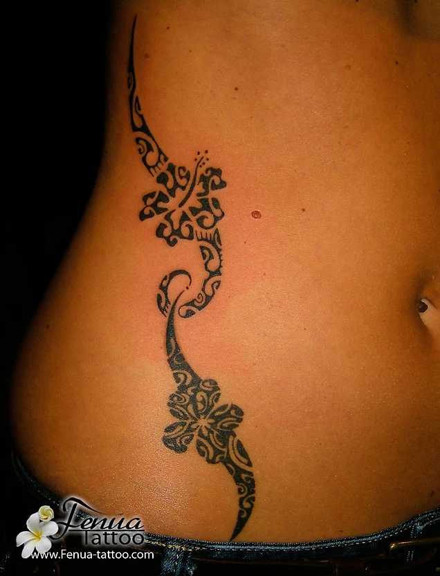 Picasa , tahiti,tattoo,a,sanary,presente,un,tatouage,
