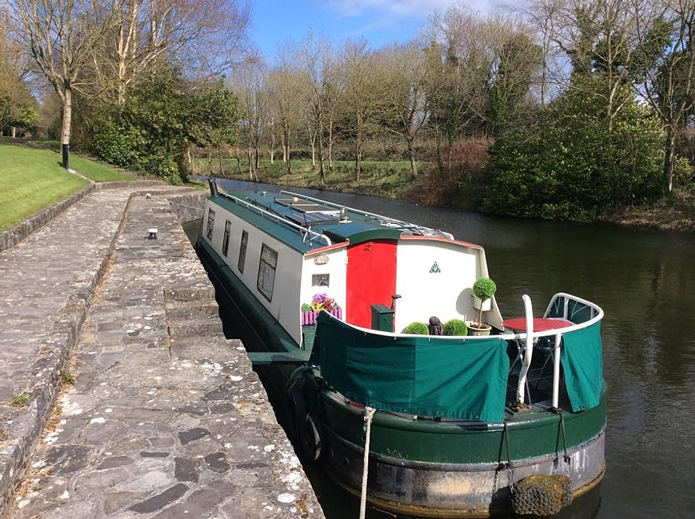 Rent a barge in Ireland Canal Barge holidays