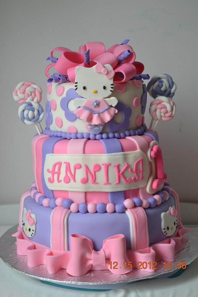 chocolate velvet cake red and with velvet buttercream vanilla cake red Chocolate cake with
