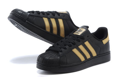 adidas superstar negras con dorado adidas superstar negras con dorado