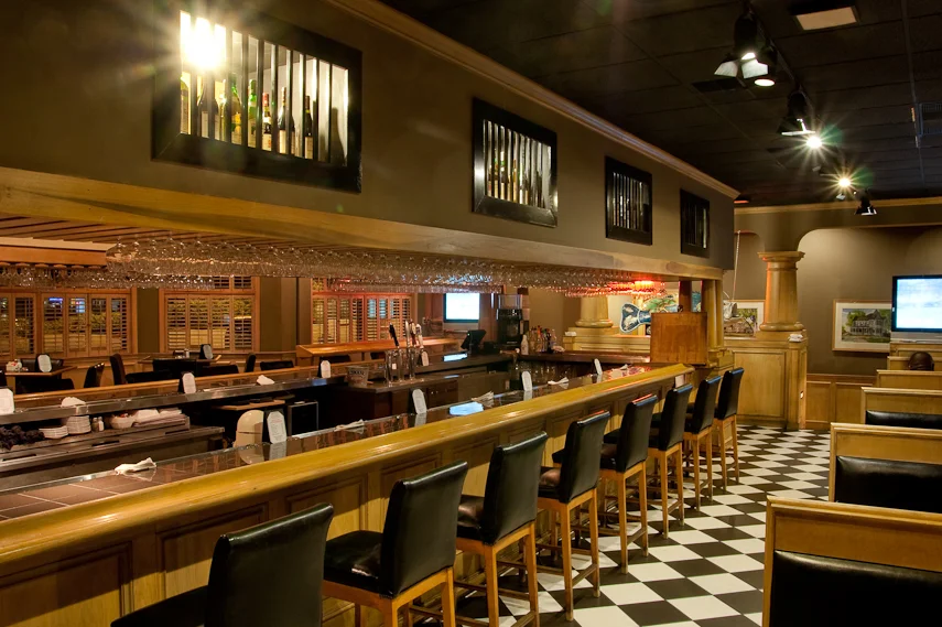 Tuckersrestaurant Tucker S Restaurant Bar