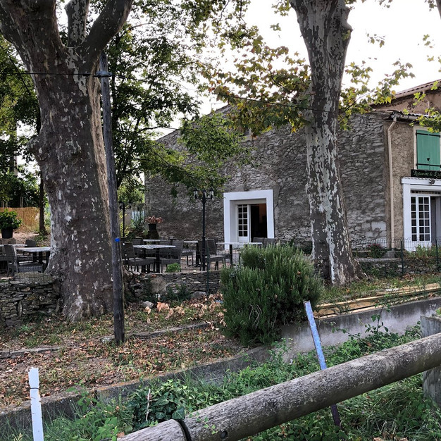 Restaurant l’Ecluse 34210 Olonzac dans Bon moment aadaaf_146d26712c3944d888eab1ae8d2101bf~mv2