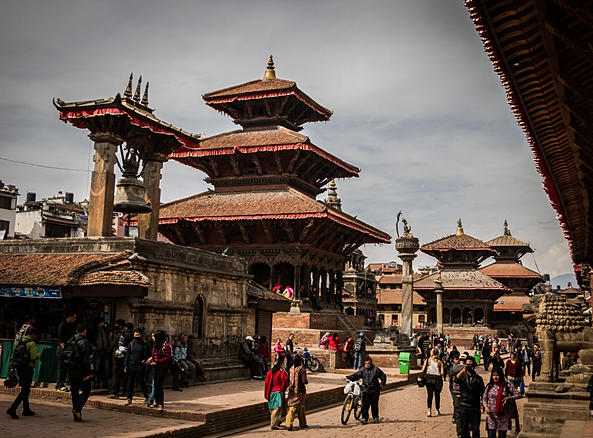 A solas por Nepal. - Blogs de Nepal - Día 2: Intento de volar a Lukla. Patan y Kathmandu Este. (1)