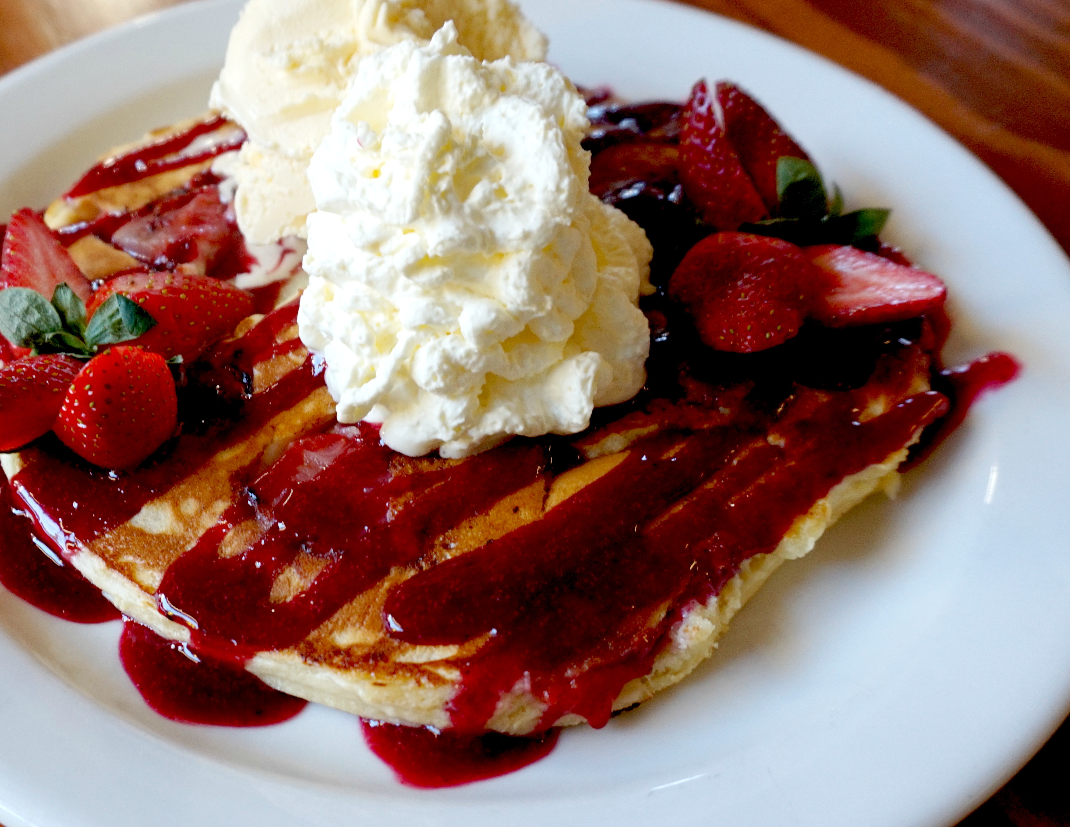 Places to Eat The Clog Barn Coffs Harbour Pancakes Big Oma's