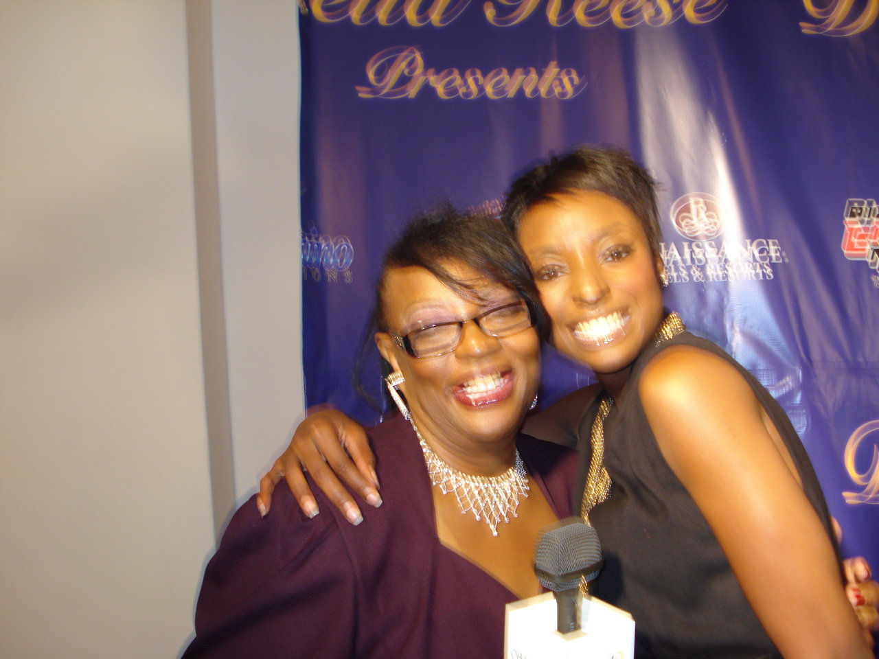 Trenyce desktop Wallpapers