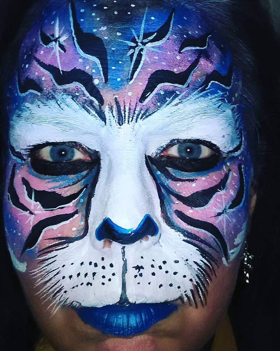 Guaranteed best rates on body painting and face painting in Las Vegas