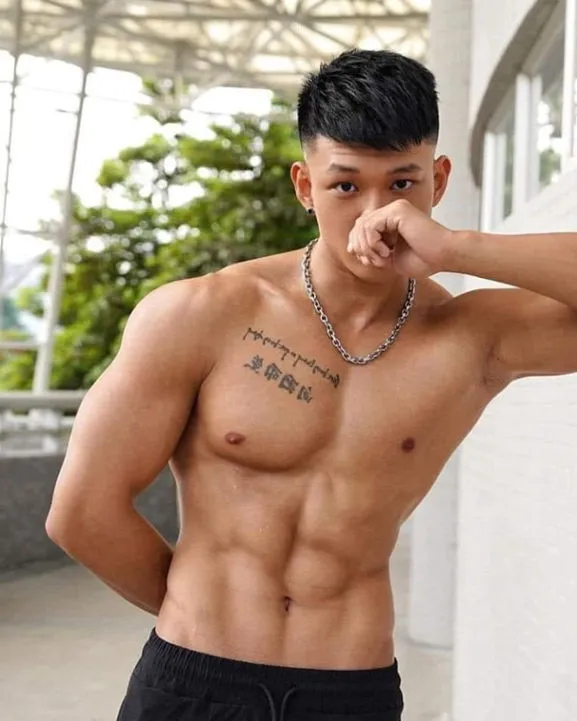 Exploring The Hunks Paradise VOLCANO Gay Sauna