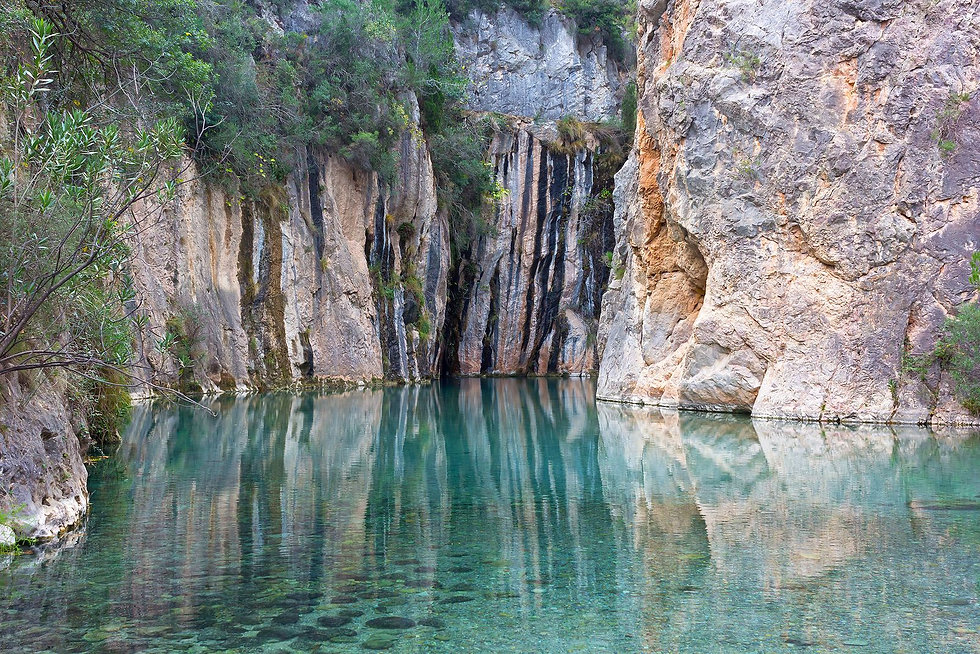 piscinas-naturales-de-aguas-termales-en-montanejos.jpeg
