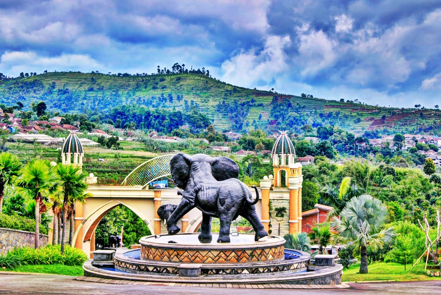 Kampung Gajah Wonderland Hotel Bandung Bandung City Rose Kampung Gajah Wonderland Hotel Bandung Bandung City Rose