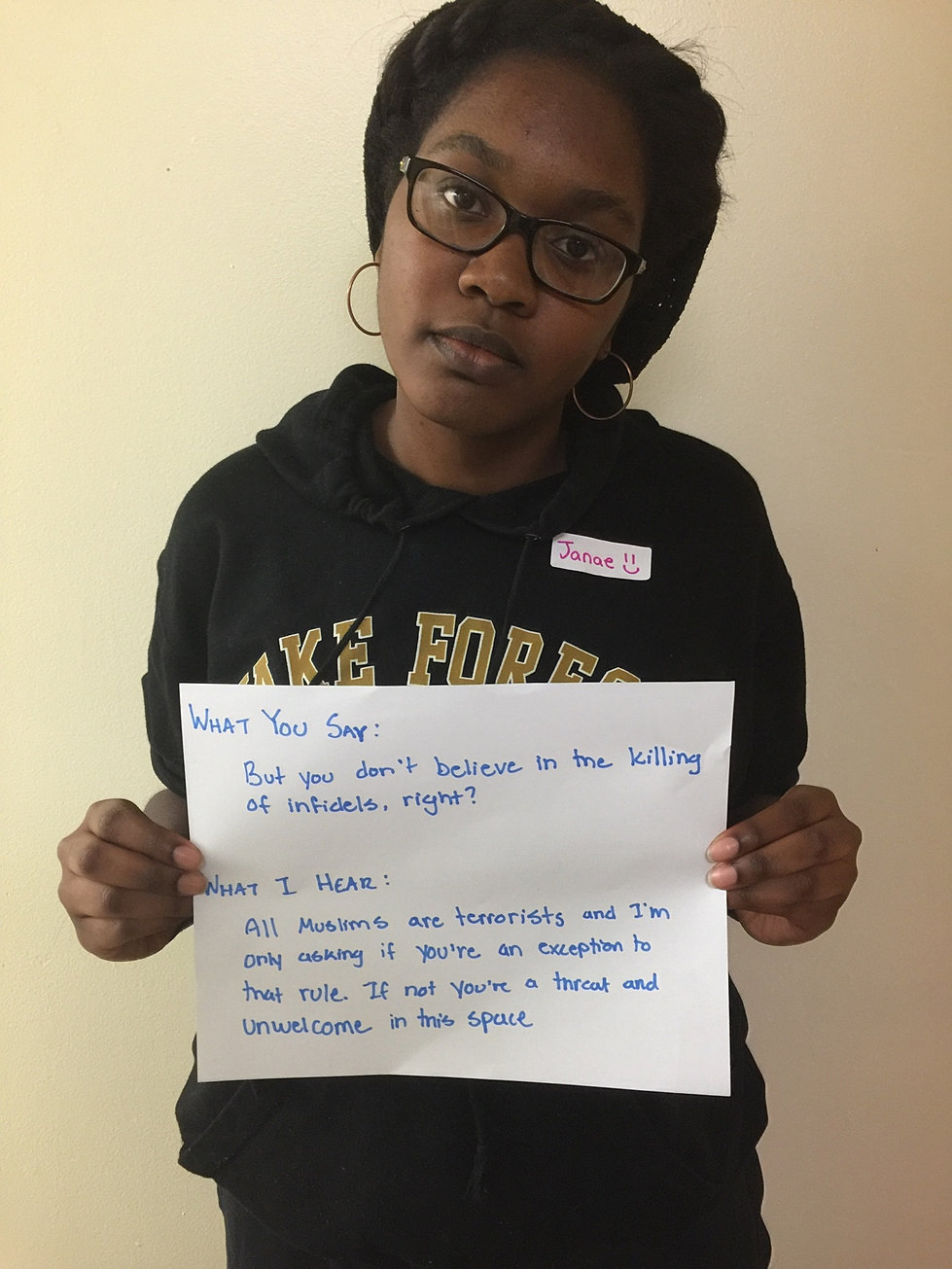 bffcd7_a8ed95935f564f06a9a65010b95a8c98.jpg_srz_979_1305_85_22_0.50_1.20_0.00_jpg_srz