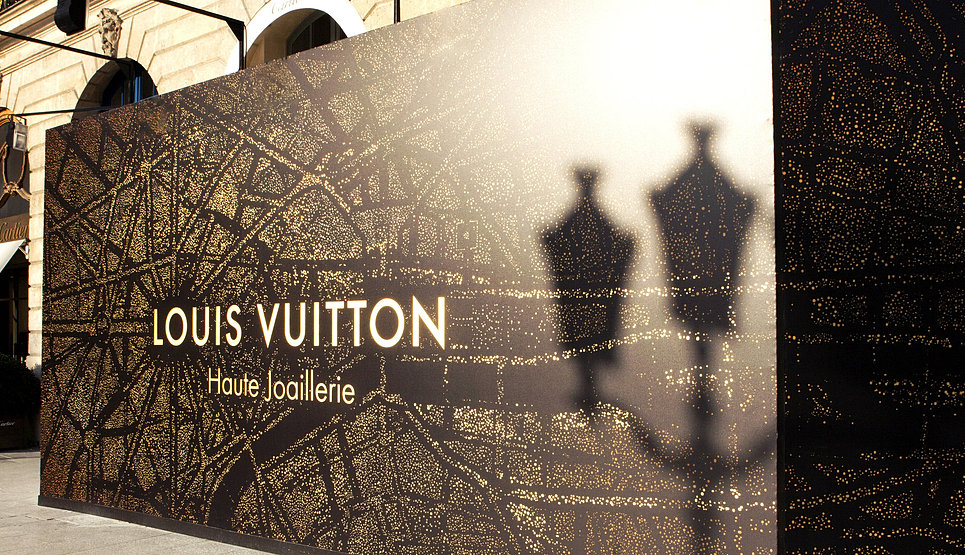 LOUIS VUITTON - PLACE VENDOME- PARIS