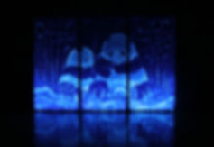 新進気鋭の現代アーティストゆるかわふうが発泡断熱材を用いた世界初のオリジナル技法「光彫り」で制作した作品です。